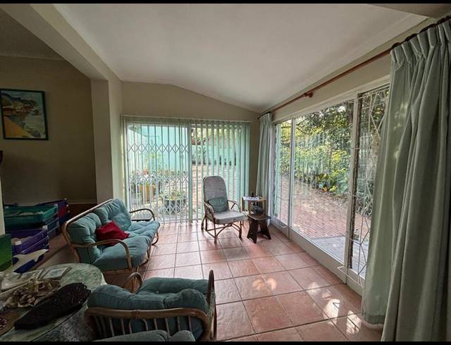 3 BEDROOM HOUSE FOR SALE IN COWIES HILL